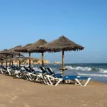 Grandpa's Nook Studio-torralta-ocean View By Aura Alvor