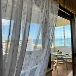 Grandpa's Nook Studio-torralta-ocean View By Aura *