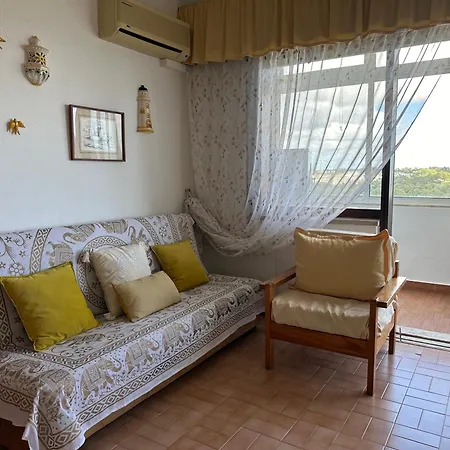 Grandpa's Nook Studio-torralta-ocean View By Aura شقة *